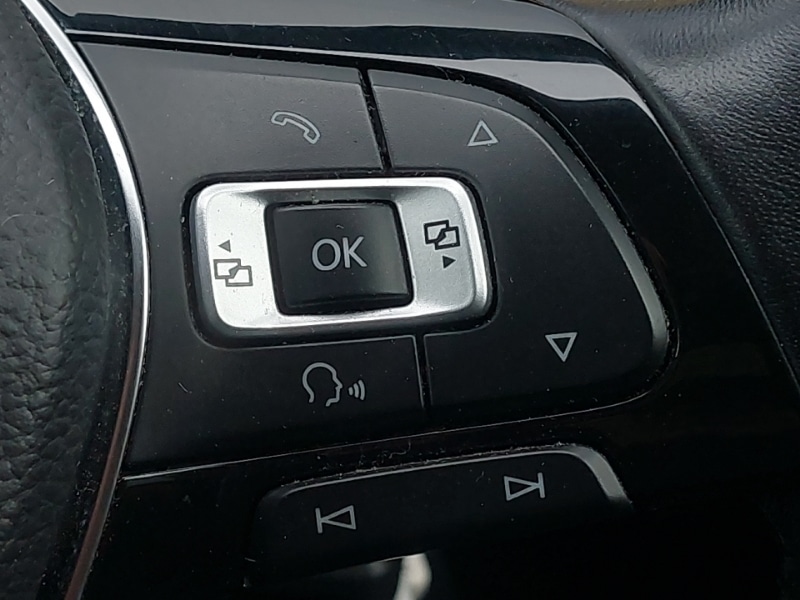 Used Volkswagen T-Roc 2018 for sale - 76795185: Photo 16