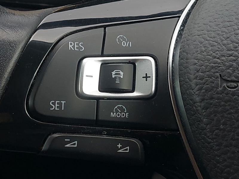 Used Volkswagen T-Roc 2018 for sale - 76795185: Photo 17