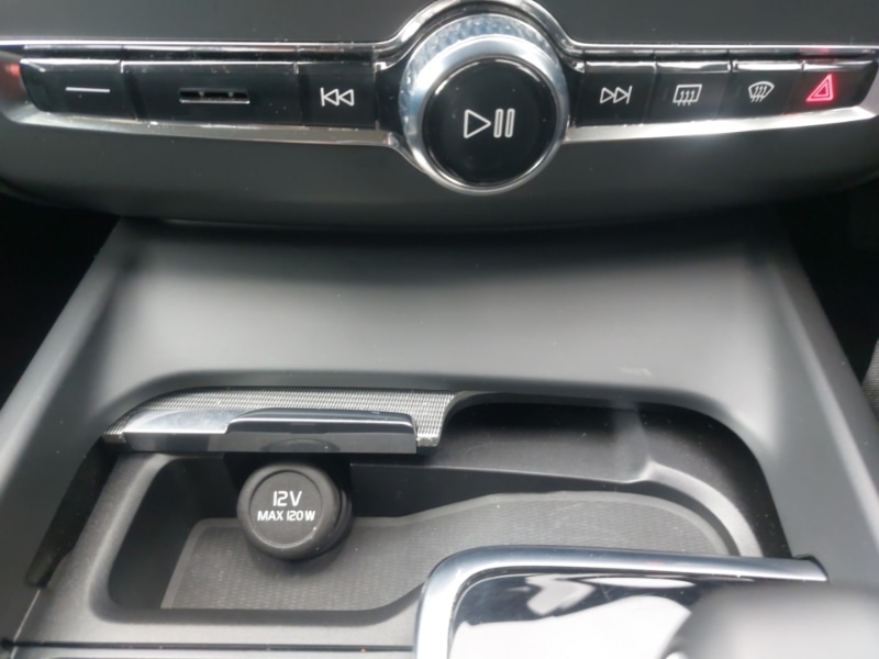 Used Volvo XC60 2023 for sale - 77939134: Photo 13