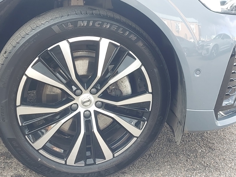 Used Volvo XC60 2023 for sale - 77939134: Photo 9