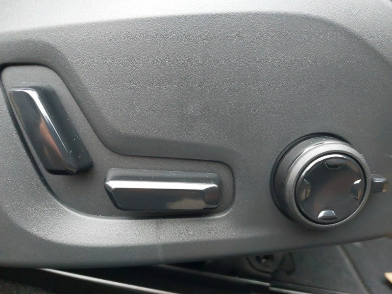 Used Volvo XC60 2025 for sale - 77874315: Photo 17