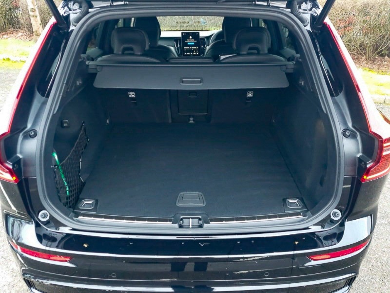 Used Volvo XC60 2025 for sale - 77874315: Photo 8