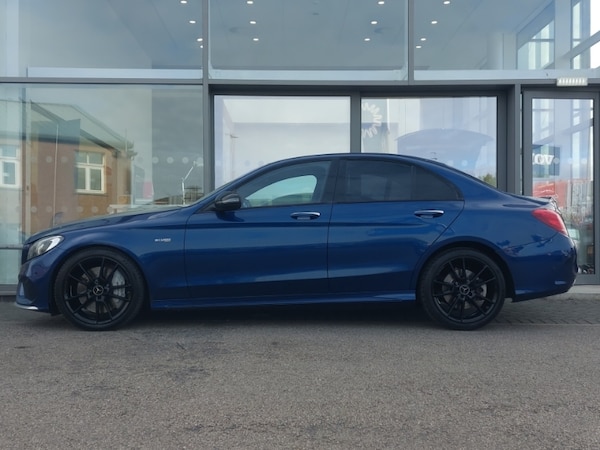 Used Mercedes-Benz C Class 2017 for sale - 76066792: Photo 4