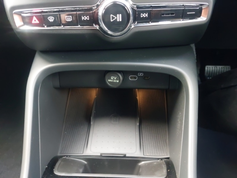 Used Volvo XC40 2025 for sale - 77453949: Photo 17