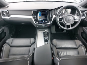 Used Volvo S60 2022 for sale - 76129838: Photo