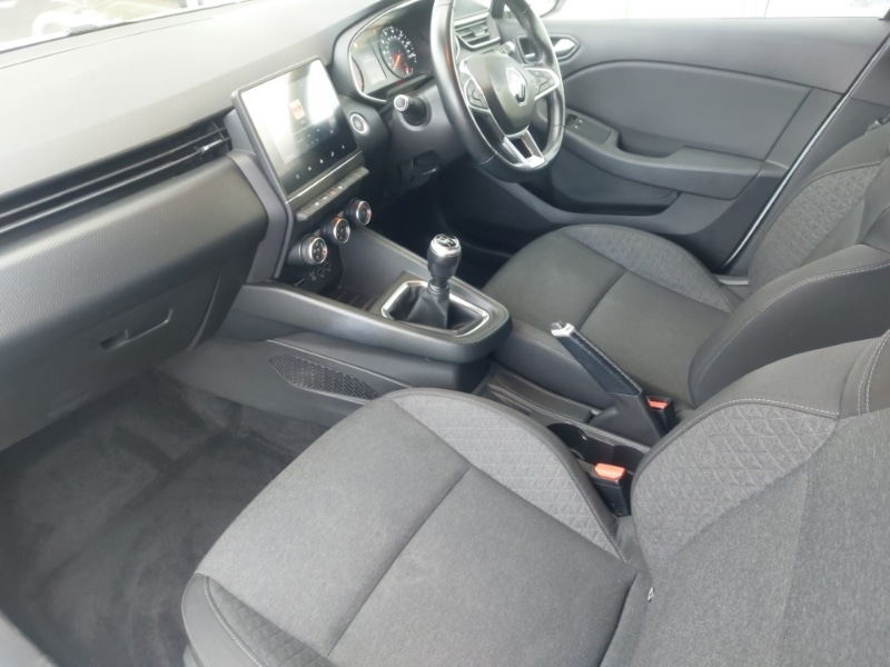 Used Renault Clio 2020 for sale - 76754935: Photo 5