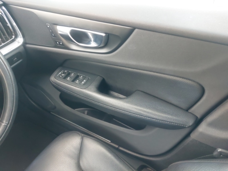 Used Volvo V60 2021 for sale - 76116280: Photo 10