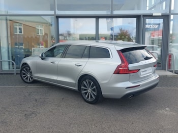 Used Volvo V60 2021 for sale - 76116280: Photo 3