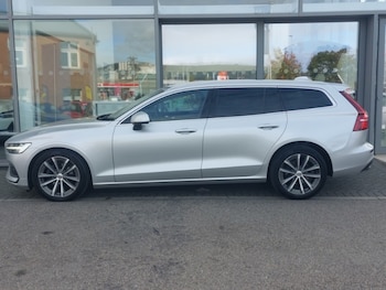 Used Volvo V60 2021 for sale - 76116280: Photo 4