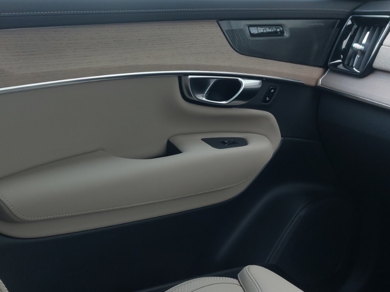 Used Volvo XC90 2025 for sale - 77223658: Photo 11