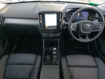 Used Volvo XC40 2025 for sale - 77324916: Photo