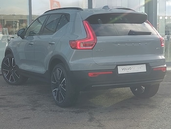 Used Volvo XC40 2025 for sale - 77324916: Photo