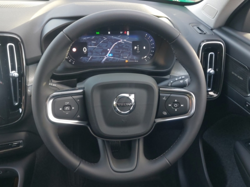 Used Volvo XC40 2025 for sale - 77324916: Photo 7