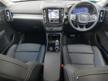 Used Volvo XC40 2025 for sale - 78884803: Photo