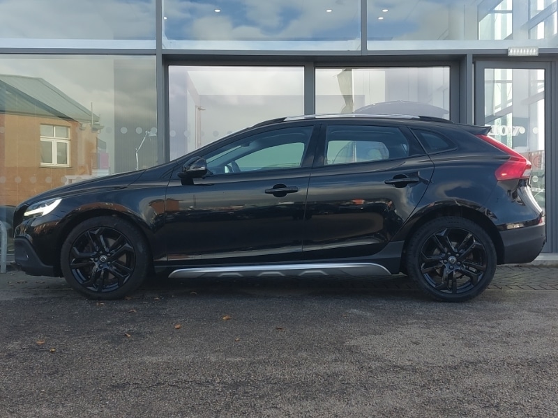 Used Volvo V40 2019 for sale - 76427414: Photo 4