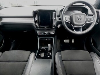 Used Volvo XC40 2021 for sale - 78327672: Photo
