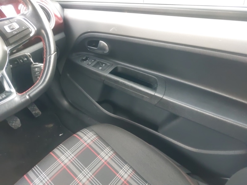 Used Volkswagen up! 2018 for sale - 76937861: Photo 10