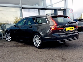 Used Volvo V90 2021 for sale - 76860525: Photo