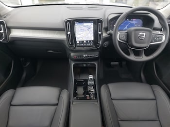 Used Volvo XC40 2025 for sale - 78895659: Photo