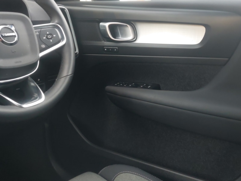 Used Volvo XC40 2022 for sale - 77035076: Photo 10