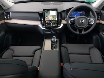 Used Volvo XC90 2025 for sale - 78594968: Photo