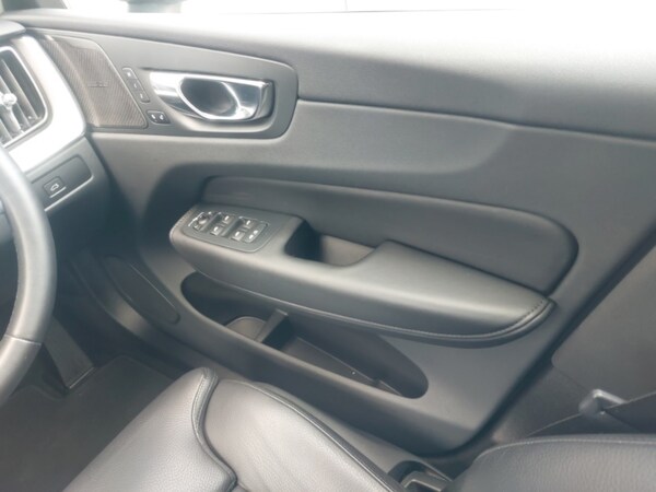Used Volvo XC60 2022 for sale - 75714967: Photo 10