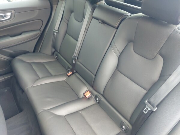 Used Volvo XC60 2022 for sale - 75714967: Photo 6