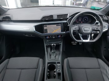 Used Audi Q3 2019 for sale - 79056474: Photo