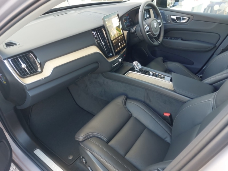 Used Volvo XC60 2025 for sale - 77922563: Photo 5