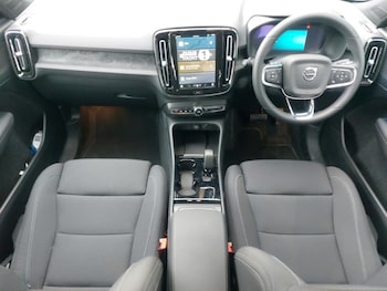 Used Volvo XC40 2024 for sale - 75267135: Photo