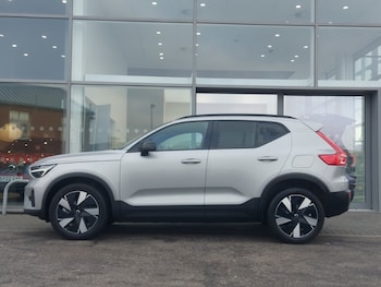 Used Volvo XC40 2024 for sale - 75267135: Photo