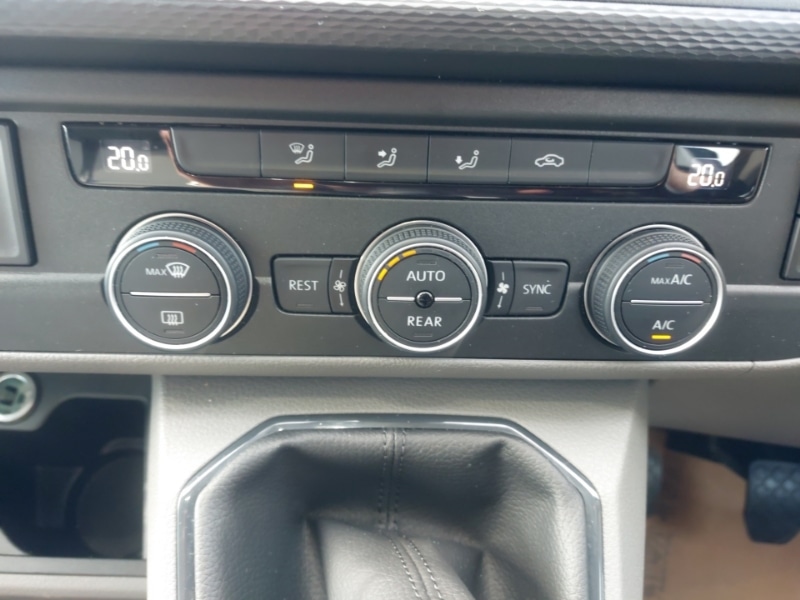 Used Volkswagen Transporter Shuttle 2024 for sale - 78103440: Photo 15