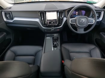Used Volvo XC60 2022 for sale - 79573443: Photo