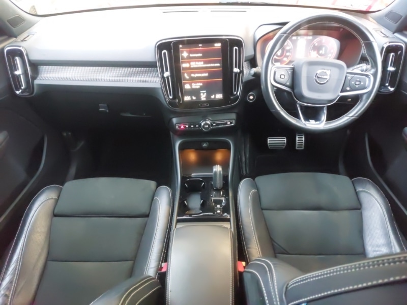 Used Volvo XC40 2019 for sale - 76643974: Photo 2