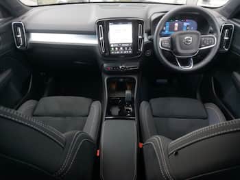 Used Volvo XC40 2026 for sale - 79786481: Photo