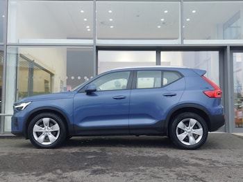 Used Volvo XC40 2022 for sale - 76943140: Photo