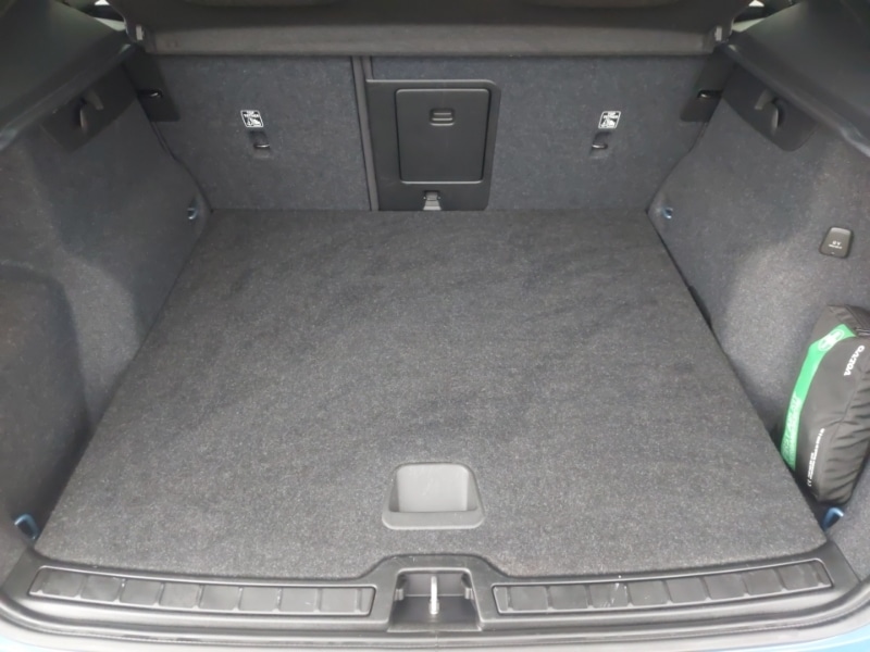 Used Volvo XC40 2022 for sale - 76943140: Photo 8