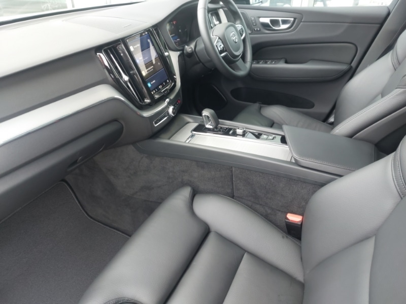 Used Volvo XC60 2024 for sale - 76437774: Photo 5