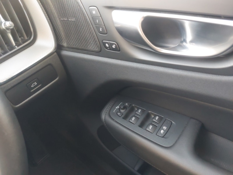 Used Volvo XC60 2024 for sale - 76431694: Photo 19