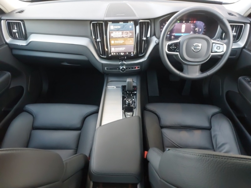 Used Volvo XC60 2024 for sale - 76431694: Photo 2