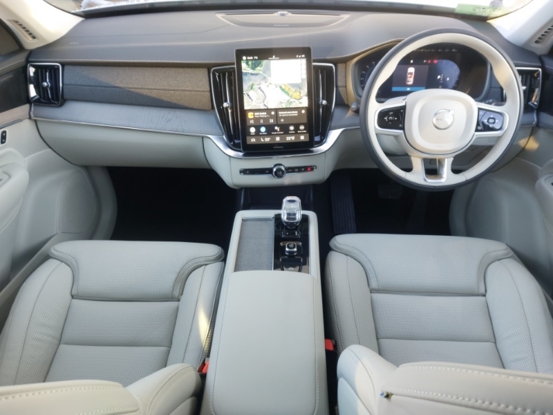 Used Volvo XC90 2025 for sale - 77357868: Photo 2