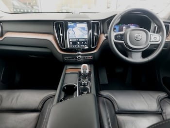 Used Volvo XC60 2022 for sale - 79092144: Photo