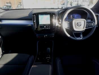 Used Volvo XC40 2026 for sale - 79870117: Photo