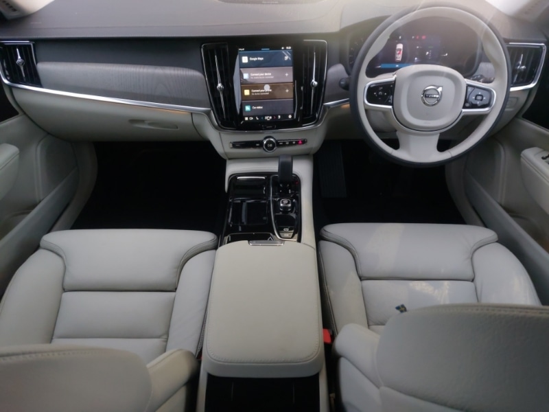 Used Volvo V90 2025 for sale - 77134324: Photo 2