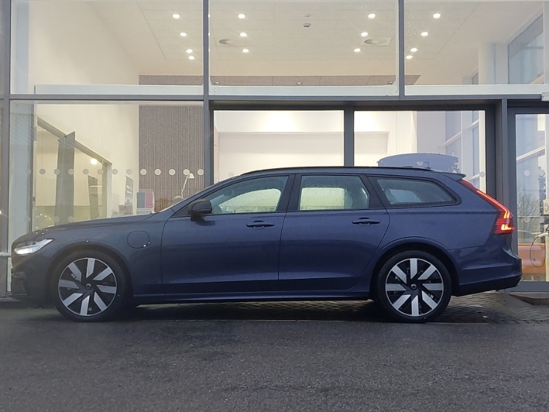 Used Volvo V90 2025 for sale - 77134324: Photo 4