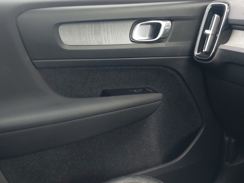 Used Volvo XC40 2022 for sale - 76055389: Photo 11