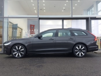 Used Volvo V90 2025 for sale - 79347924: Photo