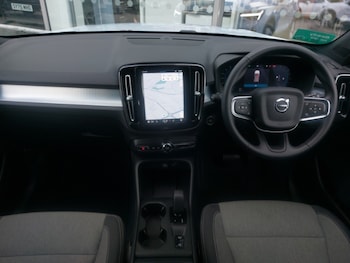 Used Volvo XC40 2024 for sale - 76795188: Photo