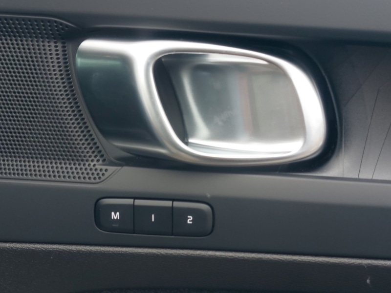 Used Volvo EX40 2025 for sale - 77942706: Photo 15