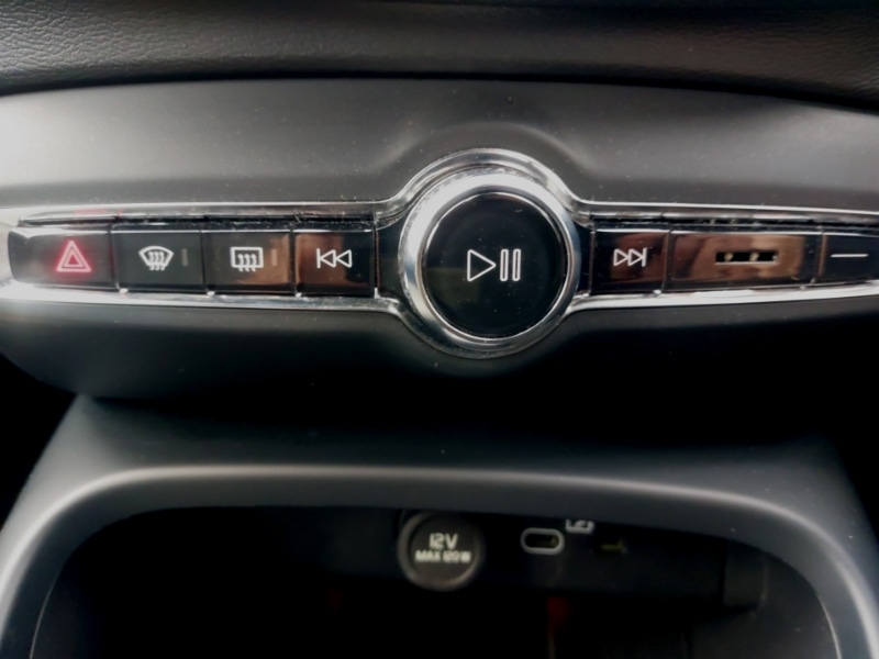 Used Volvo XC40 2023 for sale - 76478386: Photo 13